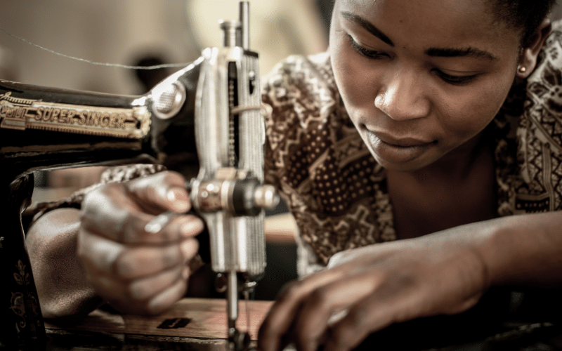 seamstress-in-the-Congo